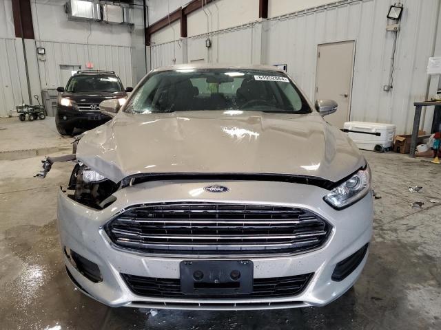 VIN 3FA6P0H7XGR212329 2016 Ford Fusion, SE no.5