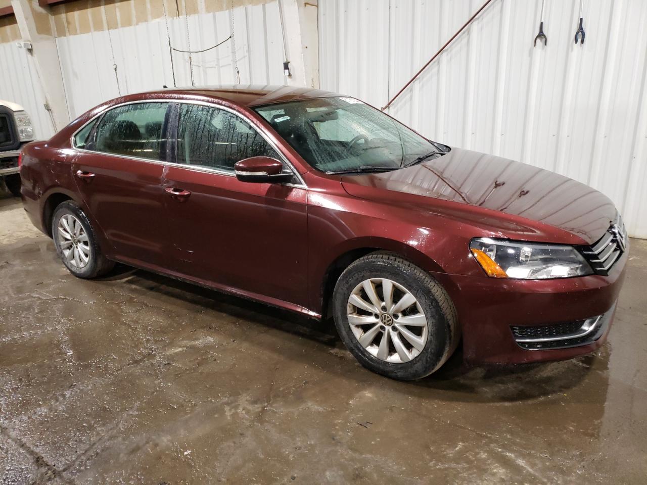 2013 Volkswagen Passat Se vin: 1VWBP7A36DC106217