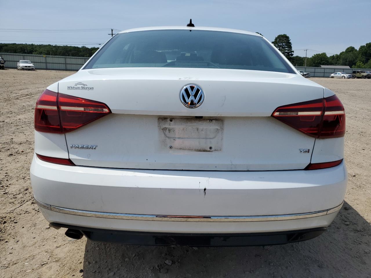 1VWAA7A34JC019490 2018 Volkswagen Passat S