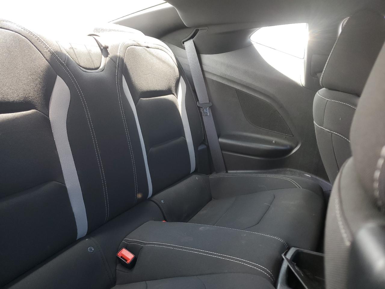 1G1FB1RS8K0105878 2019 Chevrolet Camaro Ls