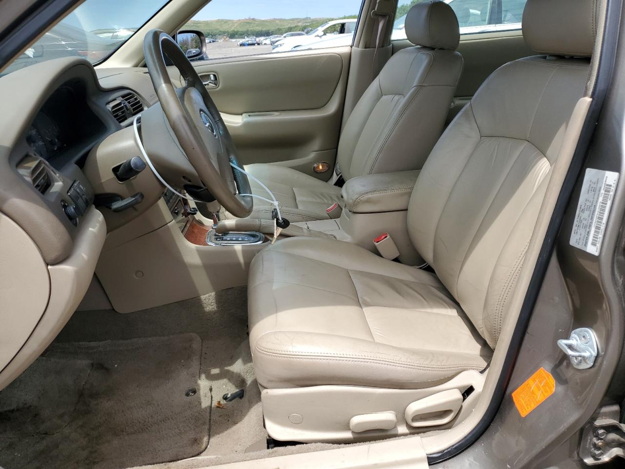 1YVGF22F9Y5156976 2000 Mazda 626 Es