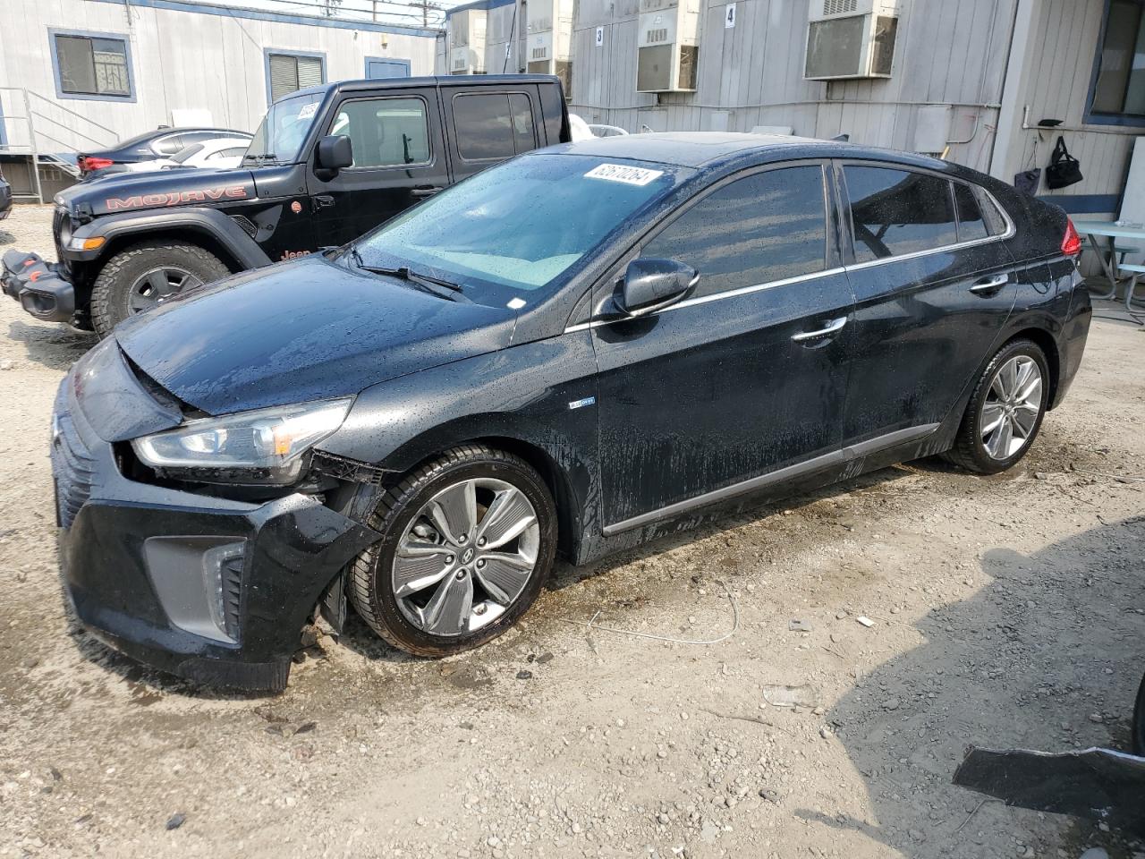 2018 Hyundai Ioniq Limited vin: KMHC85LC1JU064952