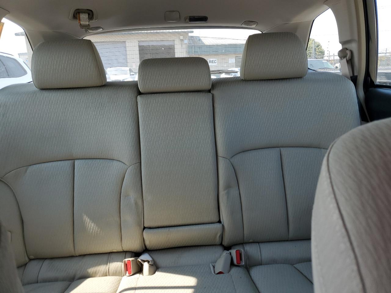 4S4BRBAC2A3384166 2010 Subaru Outback 2.5I