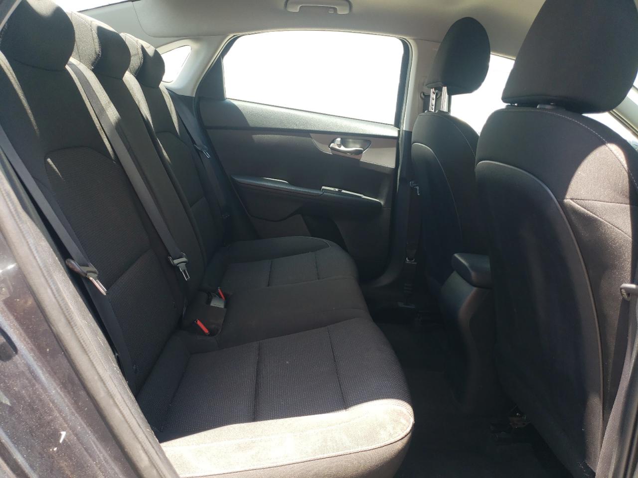 3KPF24AD0ME349010 2021 Kia Forte Fe