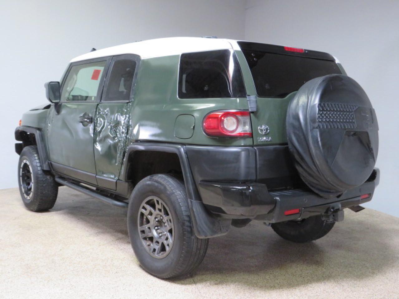 2014 Toyota Fj Cruiser vin: JTEBU4BF7EK186066