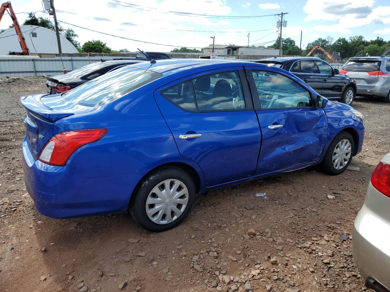 2015 Nissan Versa S vin: 3N1CN7AP5FL896233