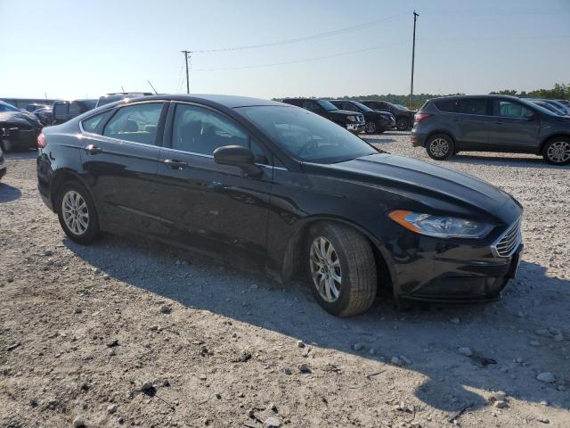 VIN 3FA6P0G79JR104003 2018 Ford Fusion, S no.4