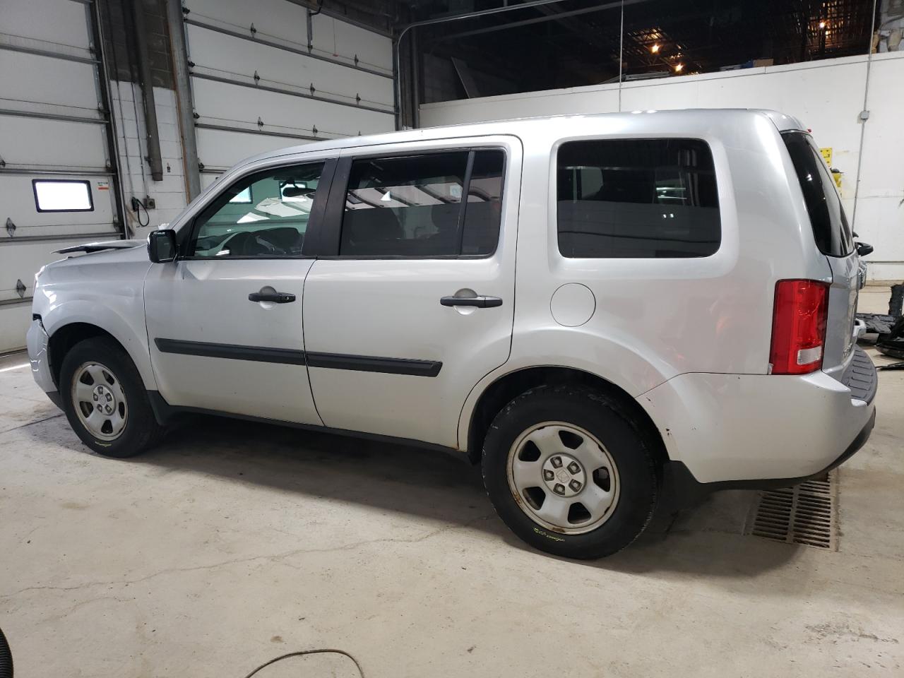 2013 Honda Pilot Lx vin: 5FNYF4H28DB086082