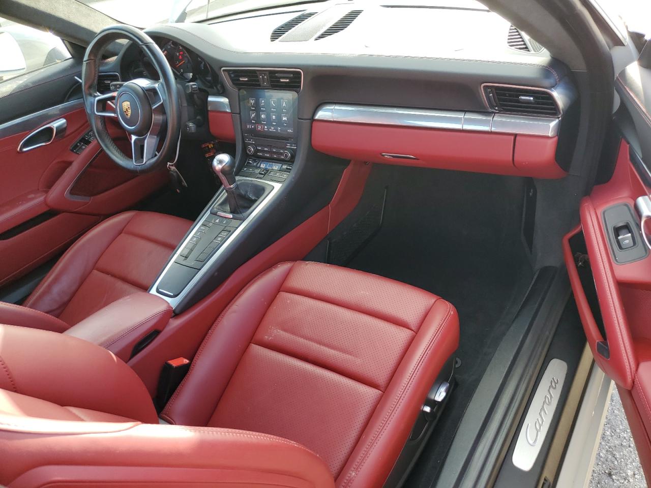 WP0AA2A96JS106565 2018 Porsche 911 Carrera