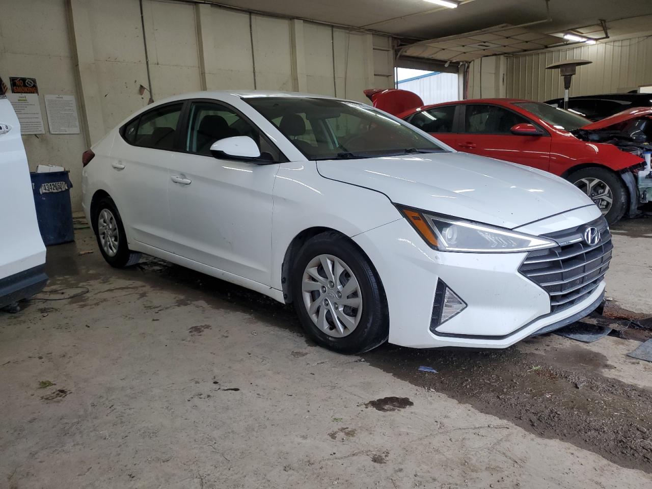 5NPD74LFXKH425316 2019 Hyundai Elantra Se