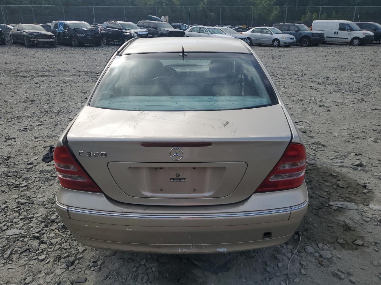 WDBRF64J12E002825 2002 Mercedes-Benz C 320