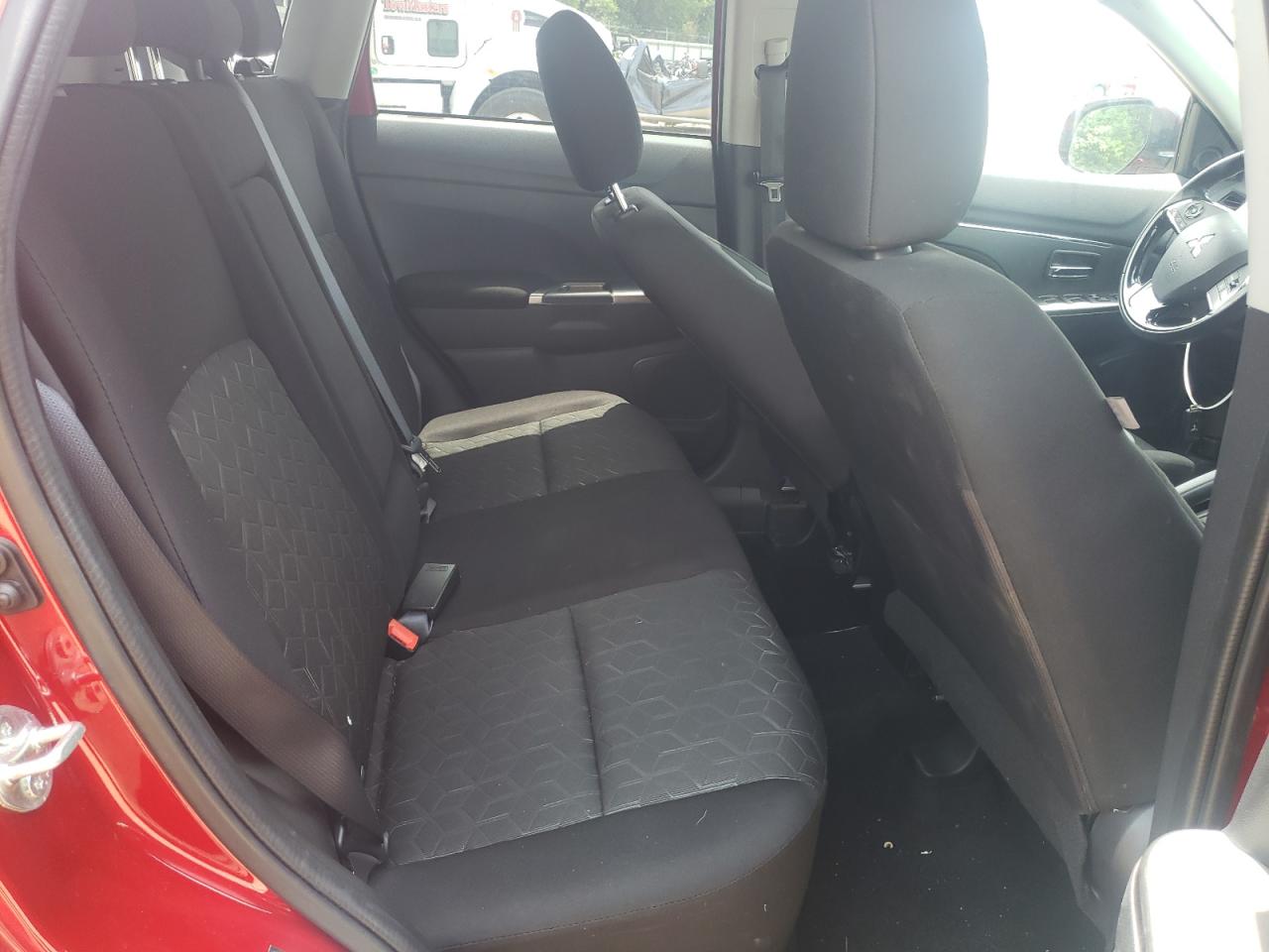 JA4ARUAUXMU023765 2021 Mitsubishi Outlander Sport Es