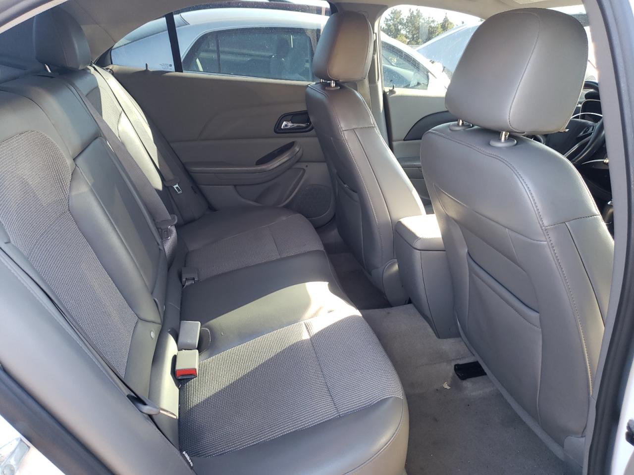 1G11E5SL9EF296949 2014 Chevrolet Malibu 2Lt