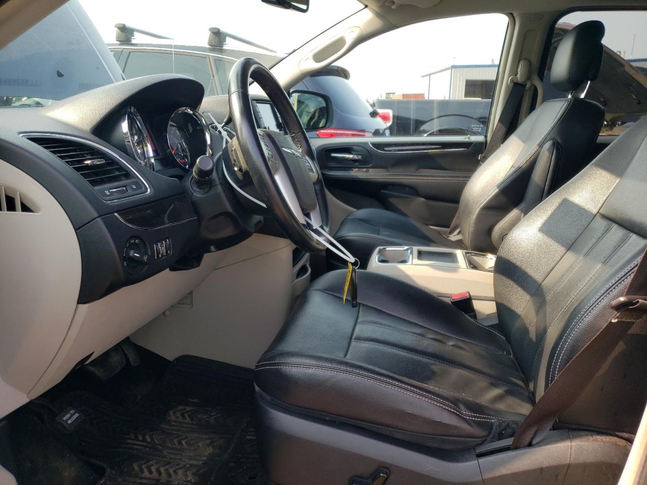 2C4RC1BG9ER143072 2014 Chrysler Town & Country Touring