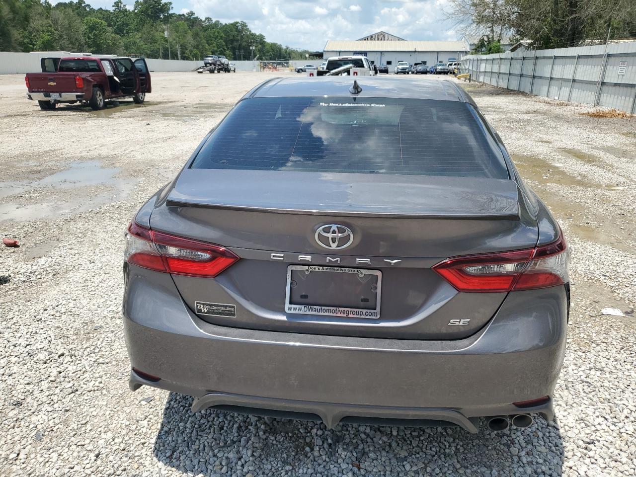 2021 Toyota Camry Se vin: 4T1G11AK6MU465930