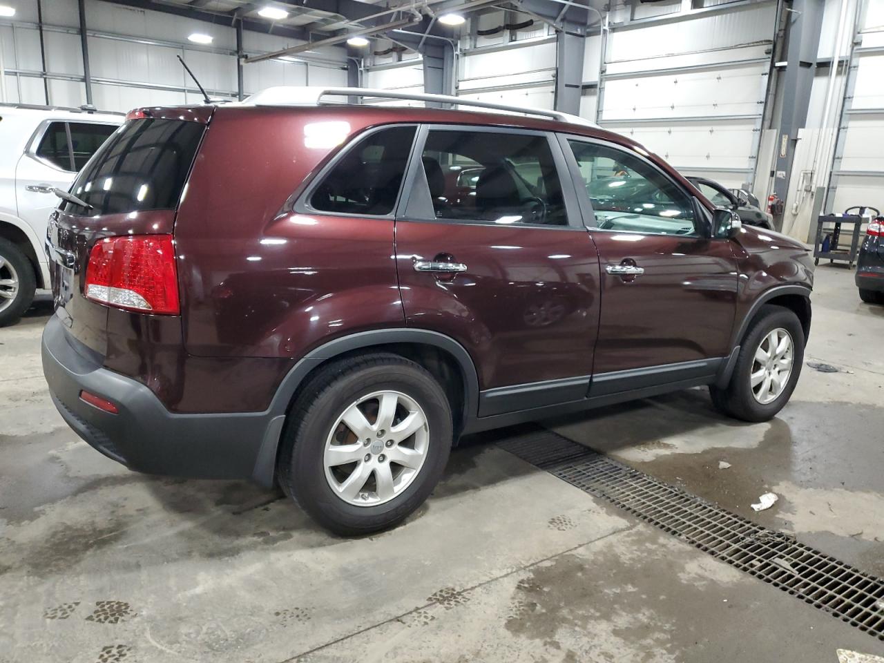 2013 Kia Sorento Lx vin: 5XYKT3A68DG394710