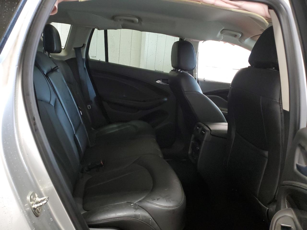 LRBFX2SA5KD009360 2019 Buick Envision Essence