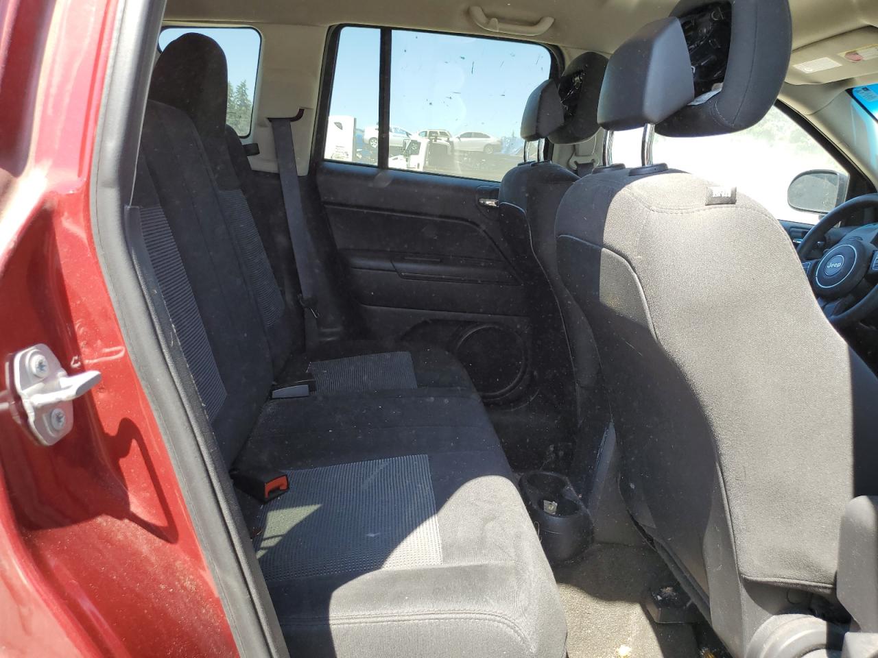 1C4NJDBB8GD662355 2016 Jeep Compass Sport