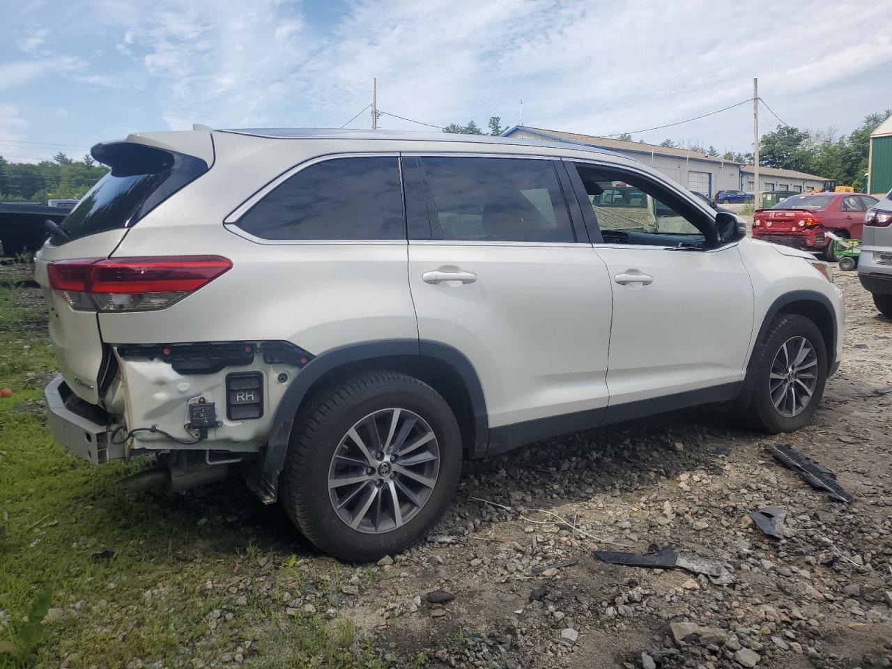 Lot #2893304742 2019 TOYOTA HIGHLANDER