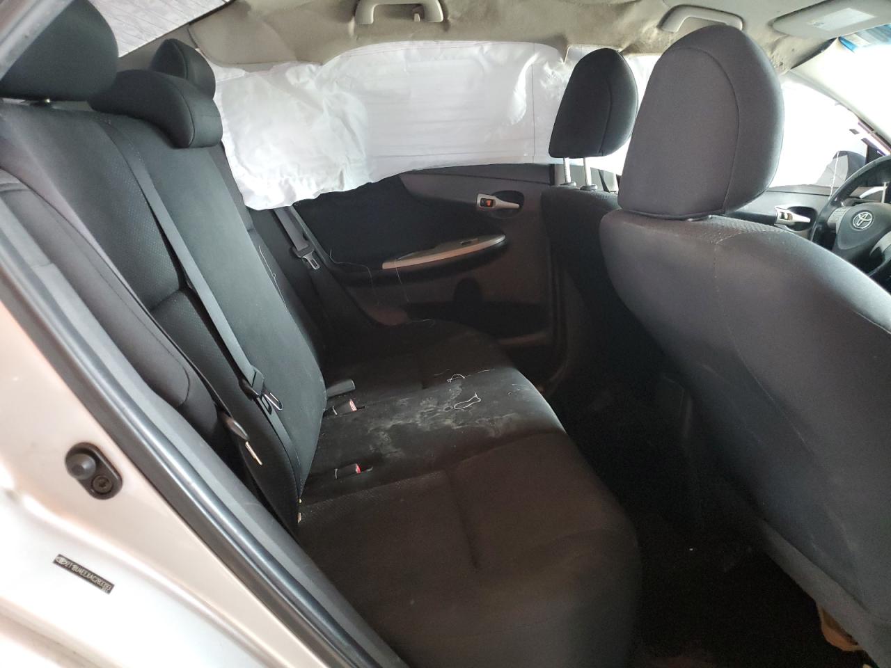 2T1BU4EEXAC283393 2010 Toyota Corolla Base