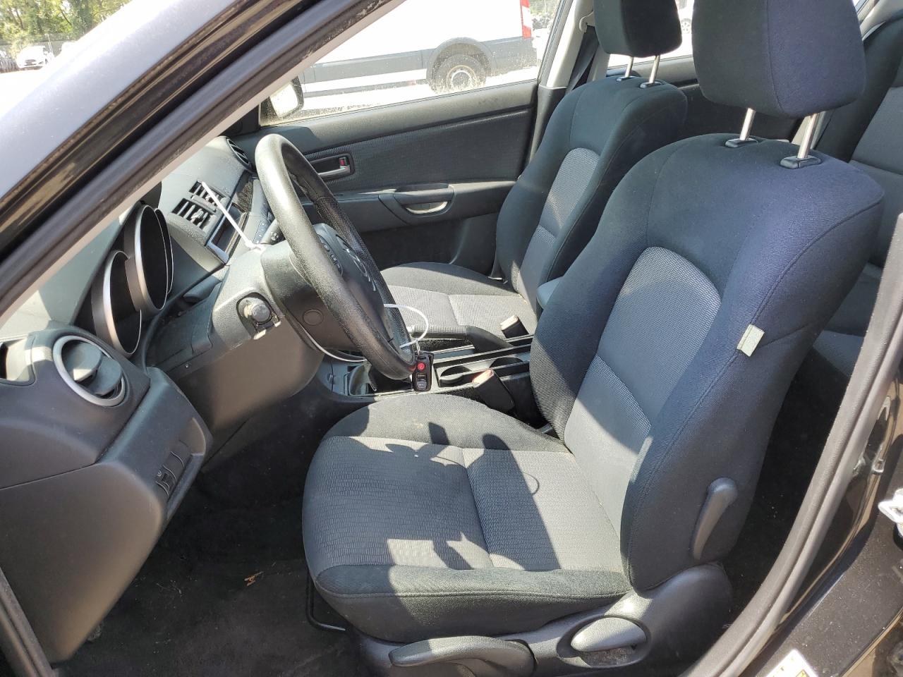 JM1BK32F971635549 2007 Mazda 3 I