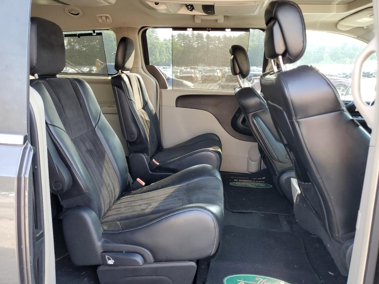 2C4RC1CG0ER372030 2014 Chrysler Town & Country Touring L