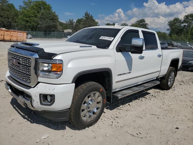 VIN 1GT12UEYXJF242457 2018 GMC Sierra, K2500 Denali no.1