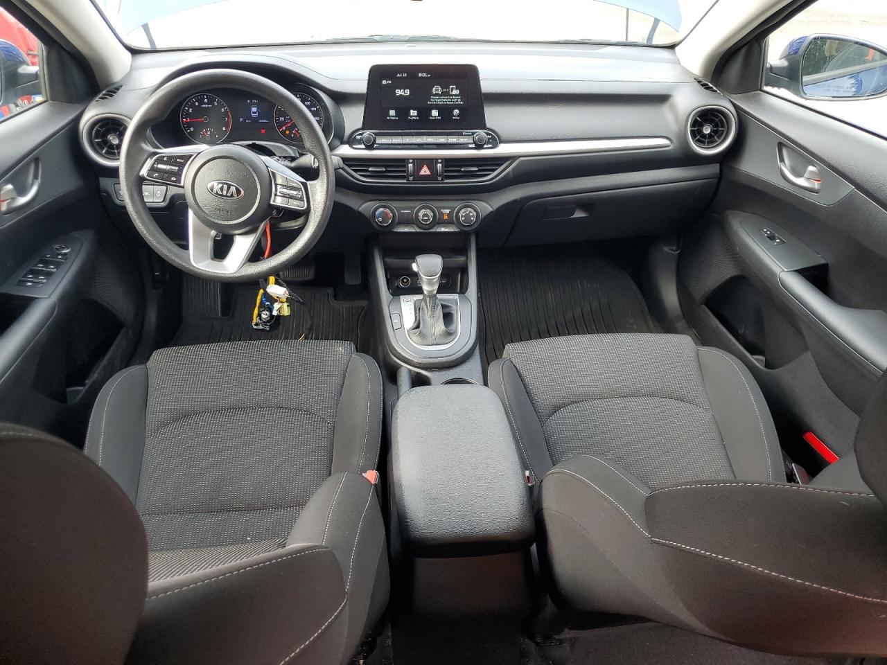 3KPF24AD5ME412182 2021 Kia Forte Fe