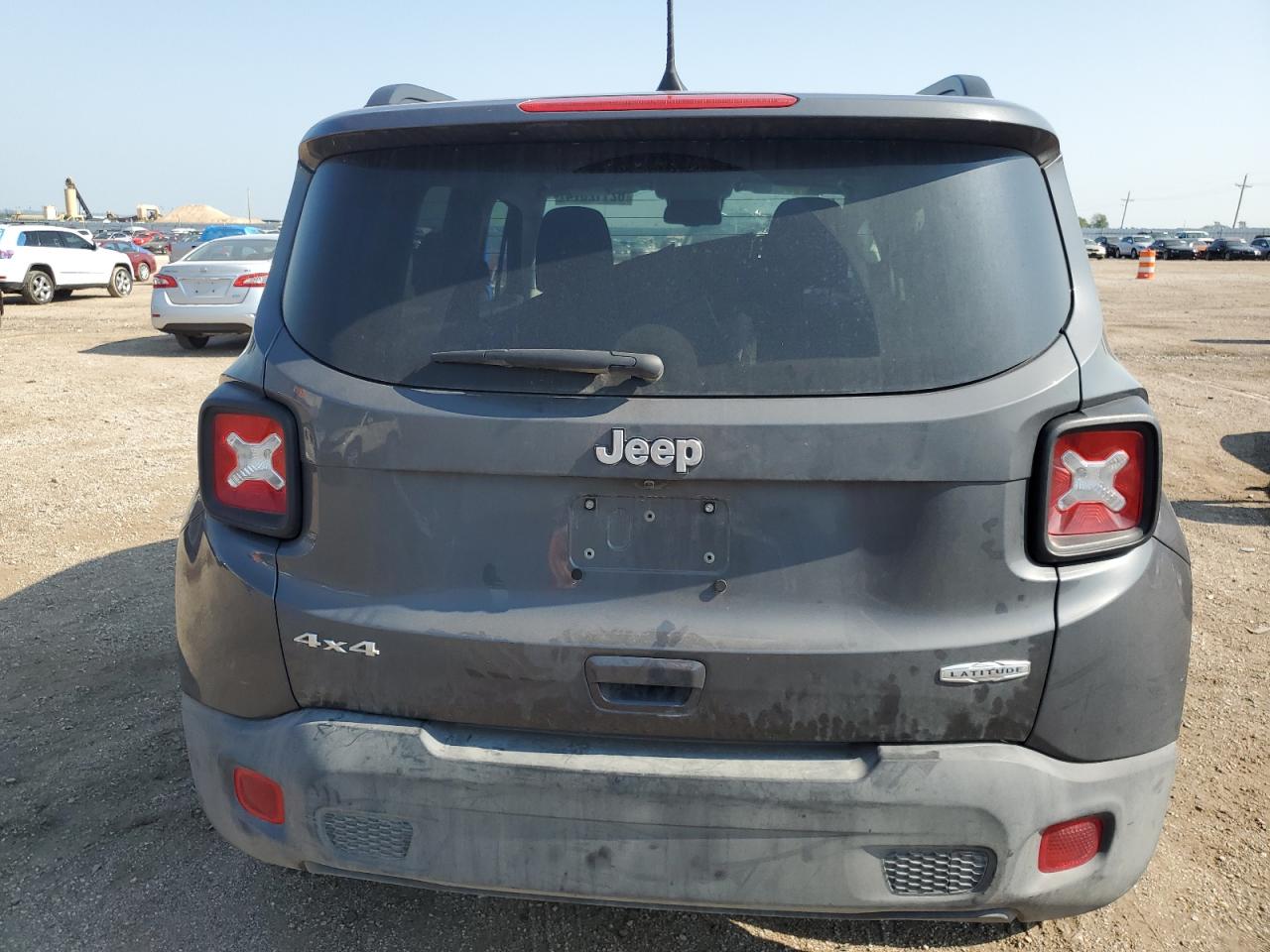 ZACNJDB16NPN72835 2022 Jeep Renegade Latitude