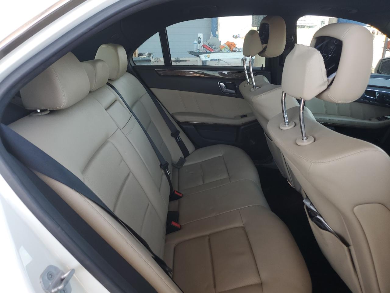 WDDHF5GB4AA067661 2010 Mercedes-Benz E 350