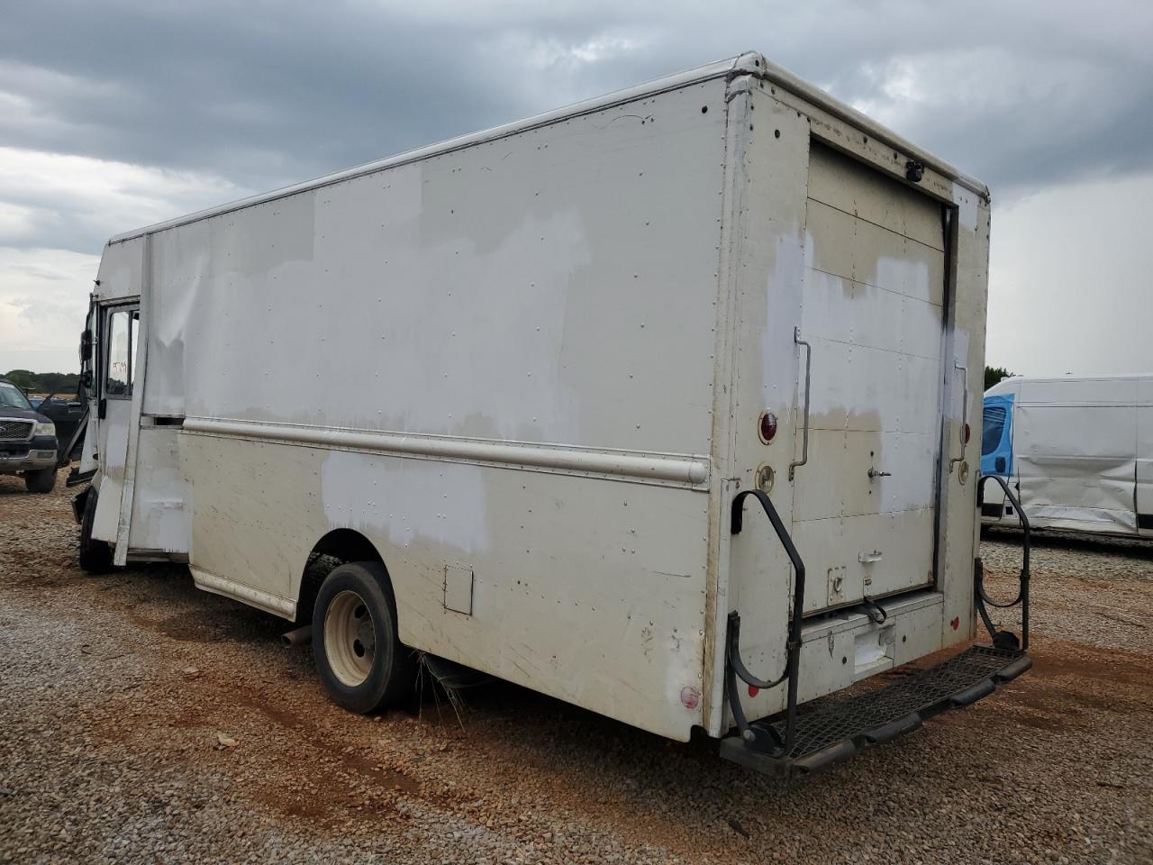 Lot #2954689415 2018 FORD F59