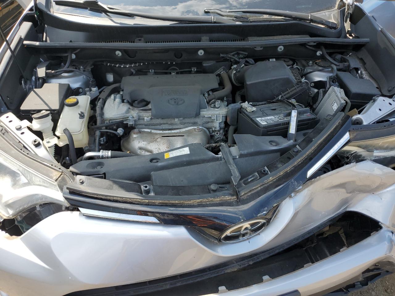 2T3BFREV5HW622035 2017 Toyota Rav4 Le