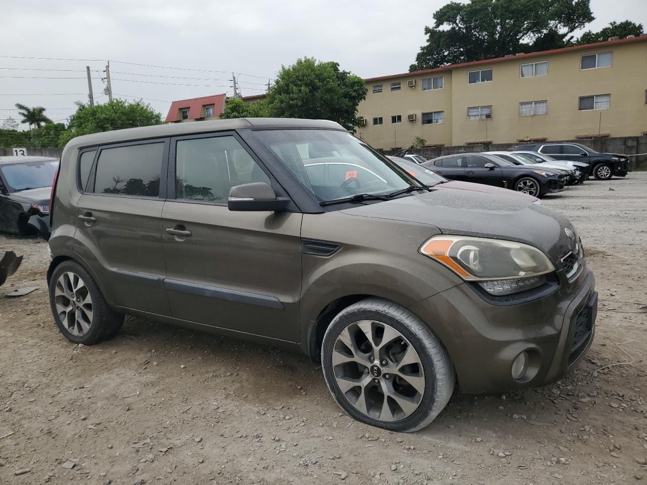 KNDJT2A67D7526276 2013 Kia Soul +