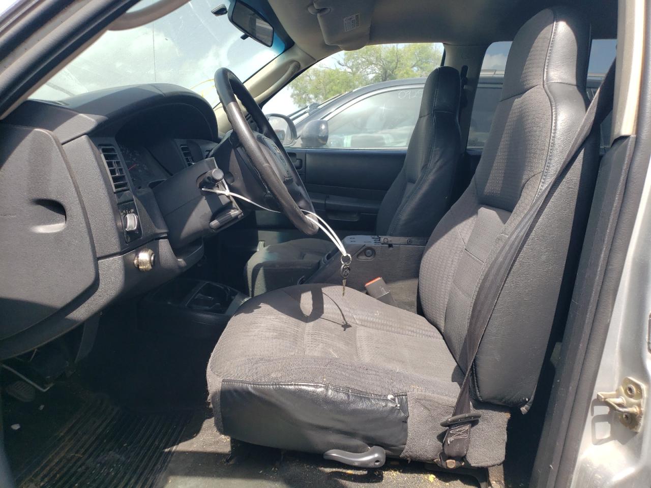 1B4HR38N52F173780 2002 Dodge Durango Sport