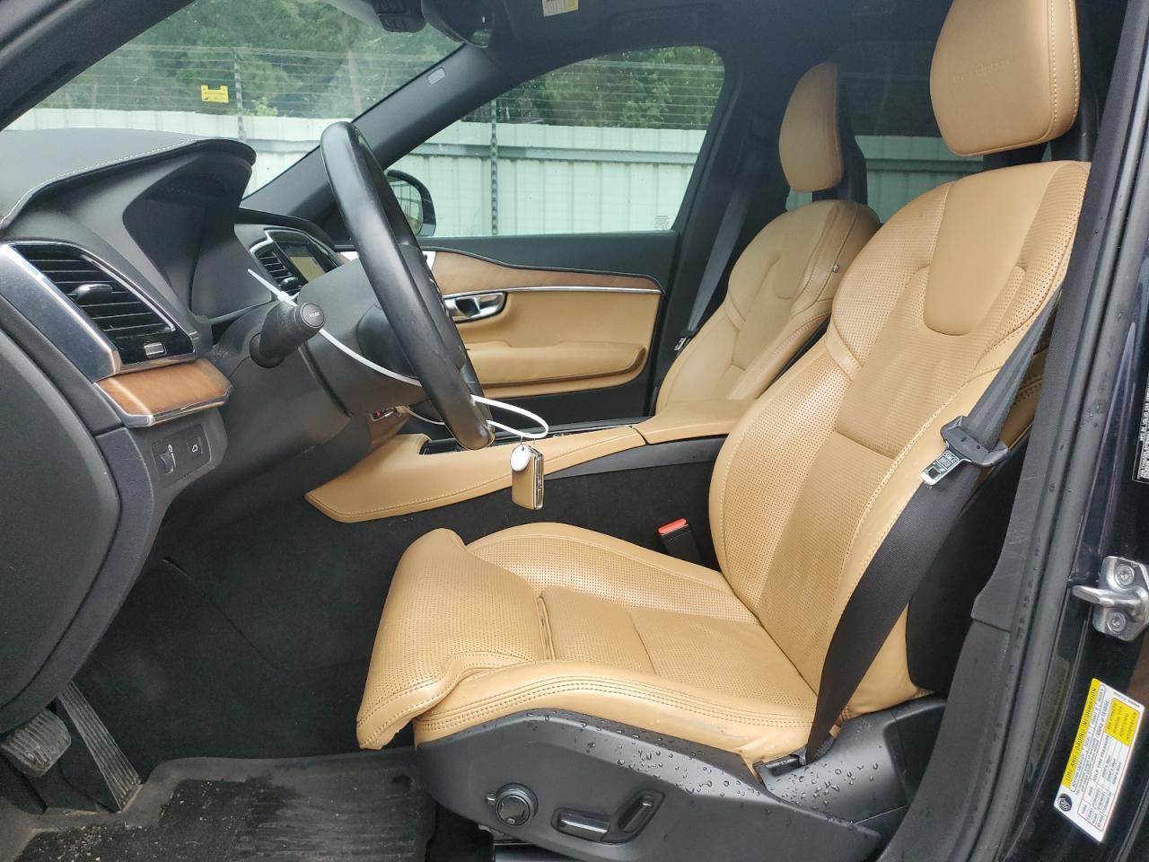 YV4A22PL4H1164543 2017 Volvo Xc90 T6