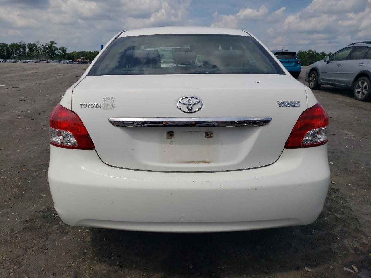 JTDBT923671114049 2007 Toyota Yaris