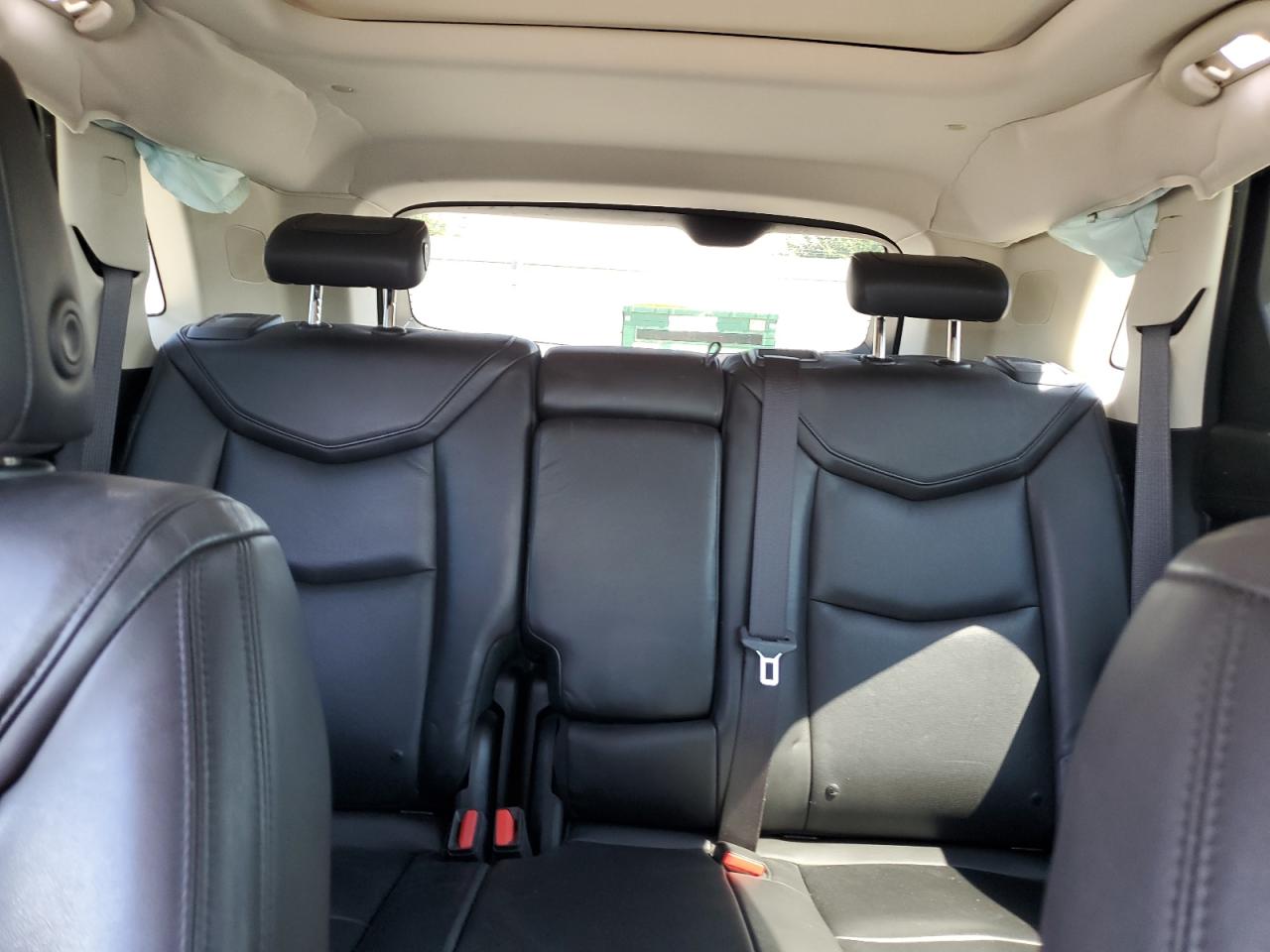 1GYKNCRS1HZ200404 2017 Cadillac Xt5 Premium Luxury