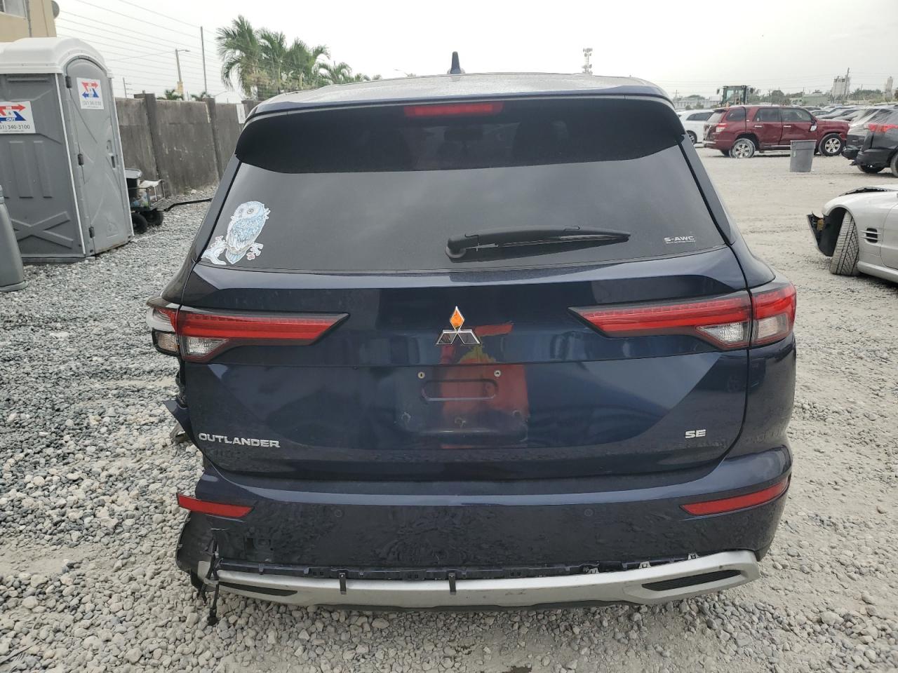 JA4J4UA88NZ079354 2022 Mitsubishi Outlander Se