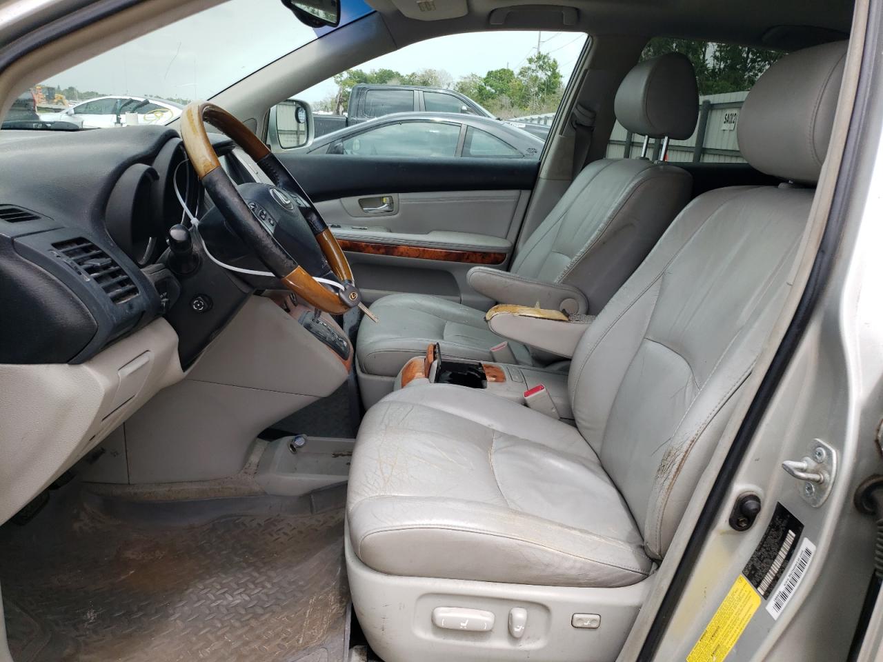 2T2GA31UX6C045035 2006 Lexus Rx 330