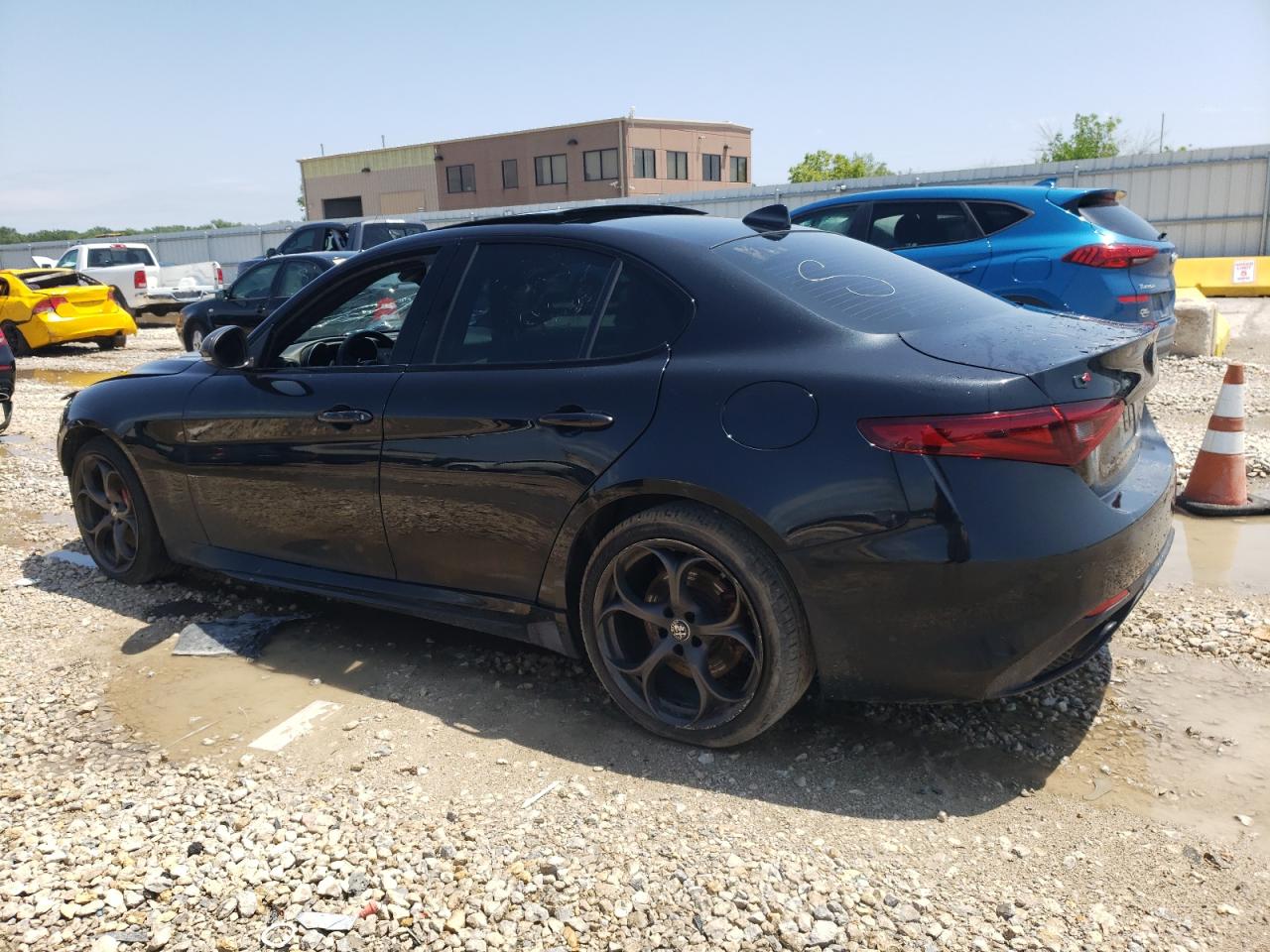 2019 Alfa Romeo Giulia Ti vin: ZARFANBNXK7621405