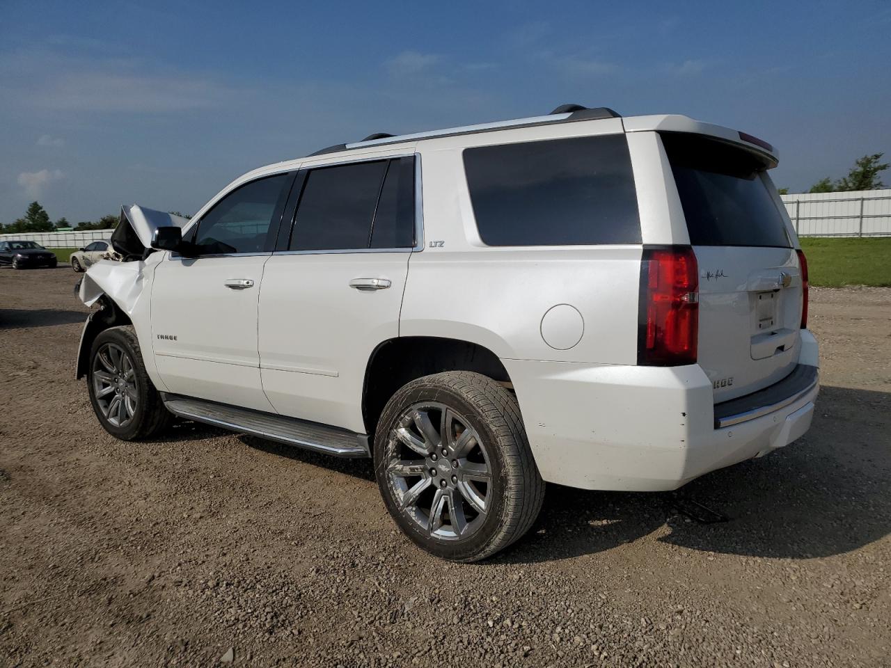 1GNSCCKC8GR229855 2016 Chevrolet Tahoe C1500 Ltz