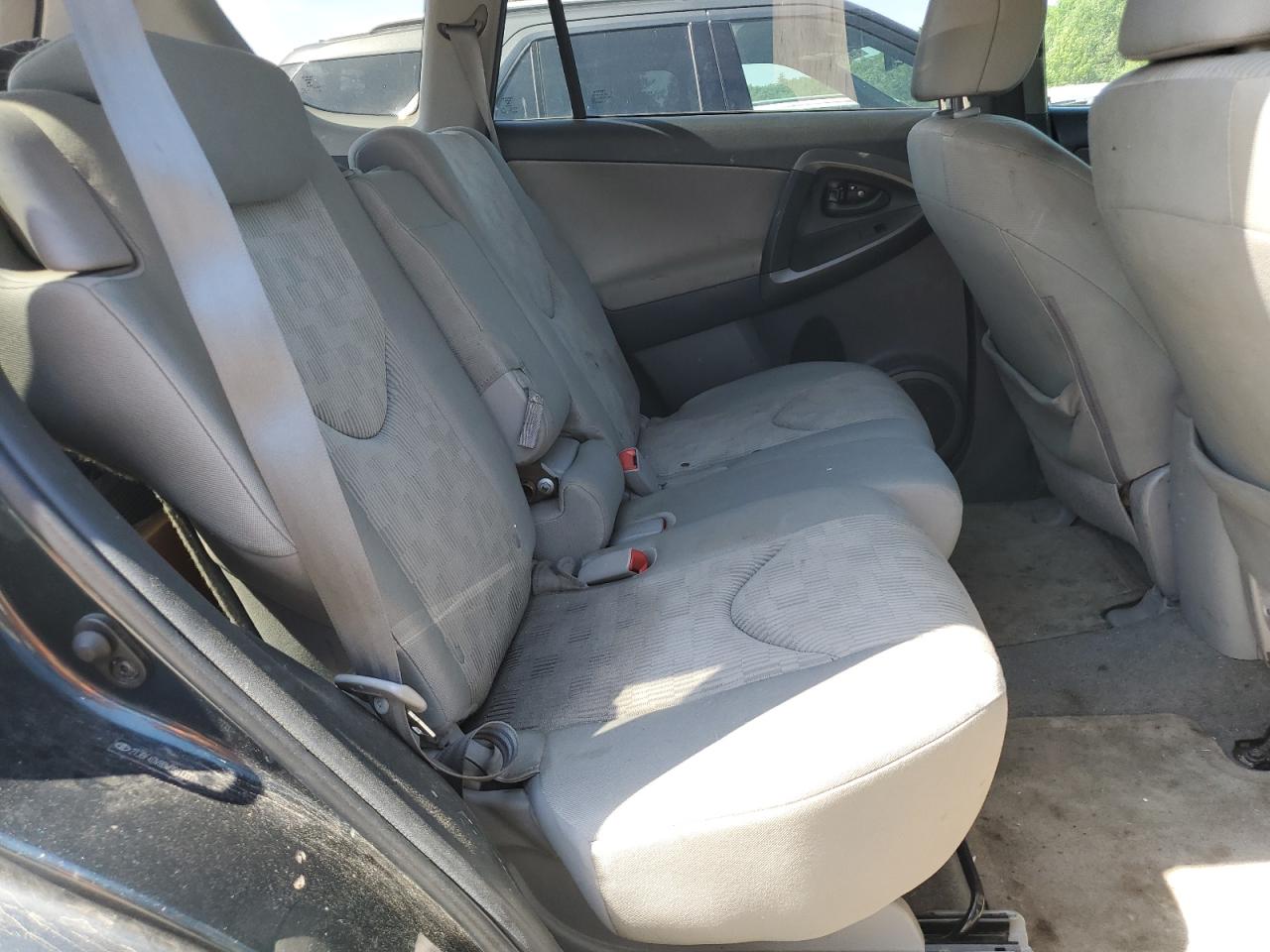 2T3BF4DV8BW098133 2011 Toyota Rav4