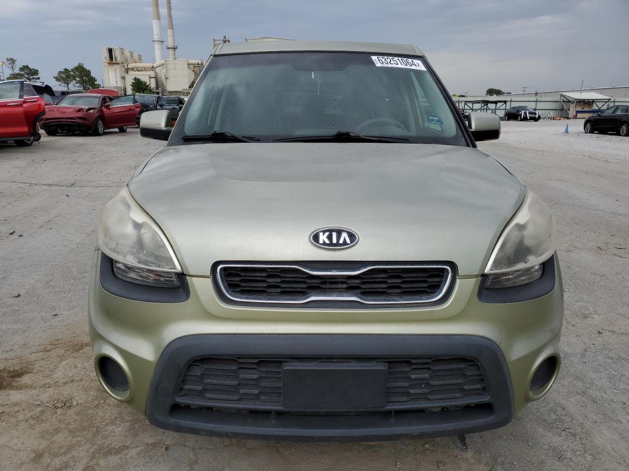 2012 Kia Soul vin: KNDJT2A57C7423378