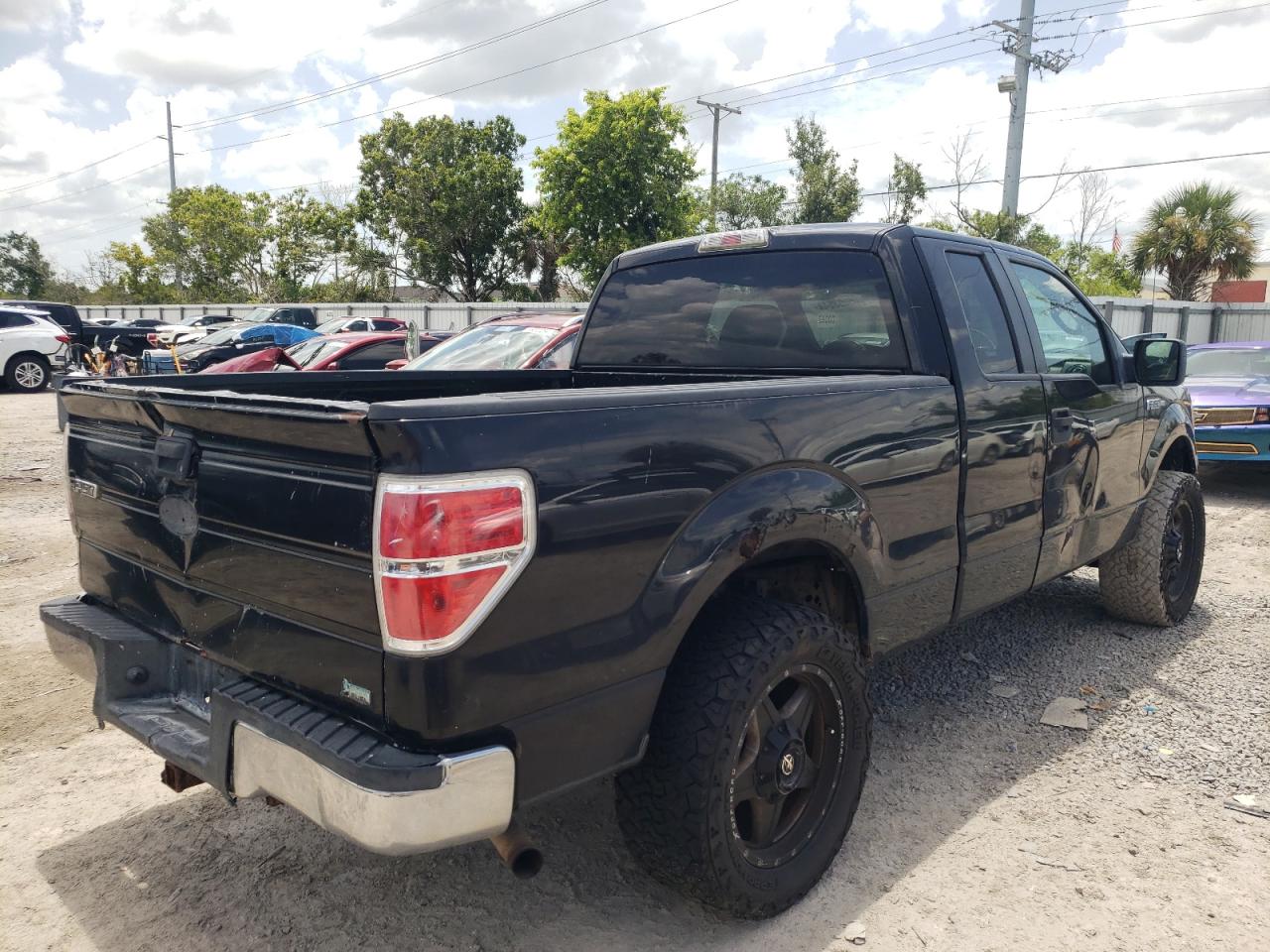 Lot #2720005635 2010 FORD F150 SUPER