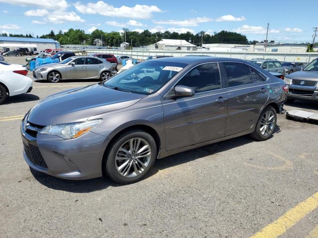 4T1BF1FK2HU638031 2017 TOYOTA CAMRY - Image 1