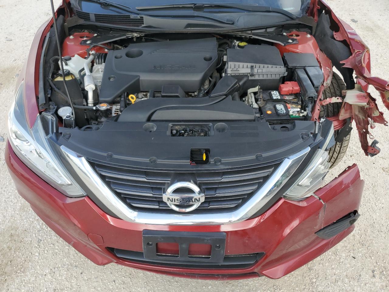 2018 Nissan Altima 2.5 vin: 1N4AL3AP6JC280621