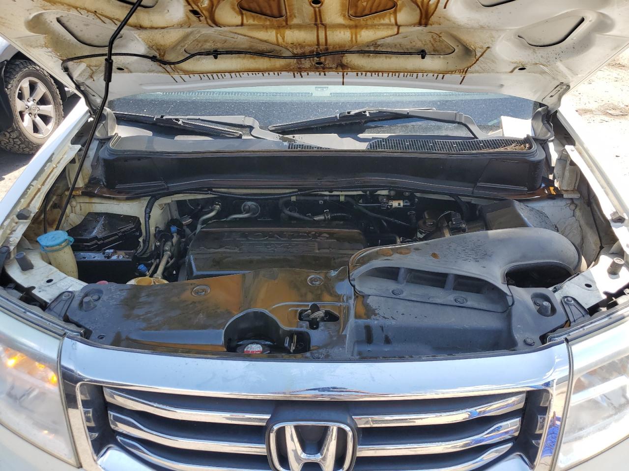 5FNYF4H93EB027715 2014 Honda Pilot Touring