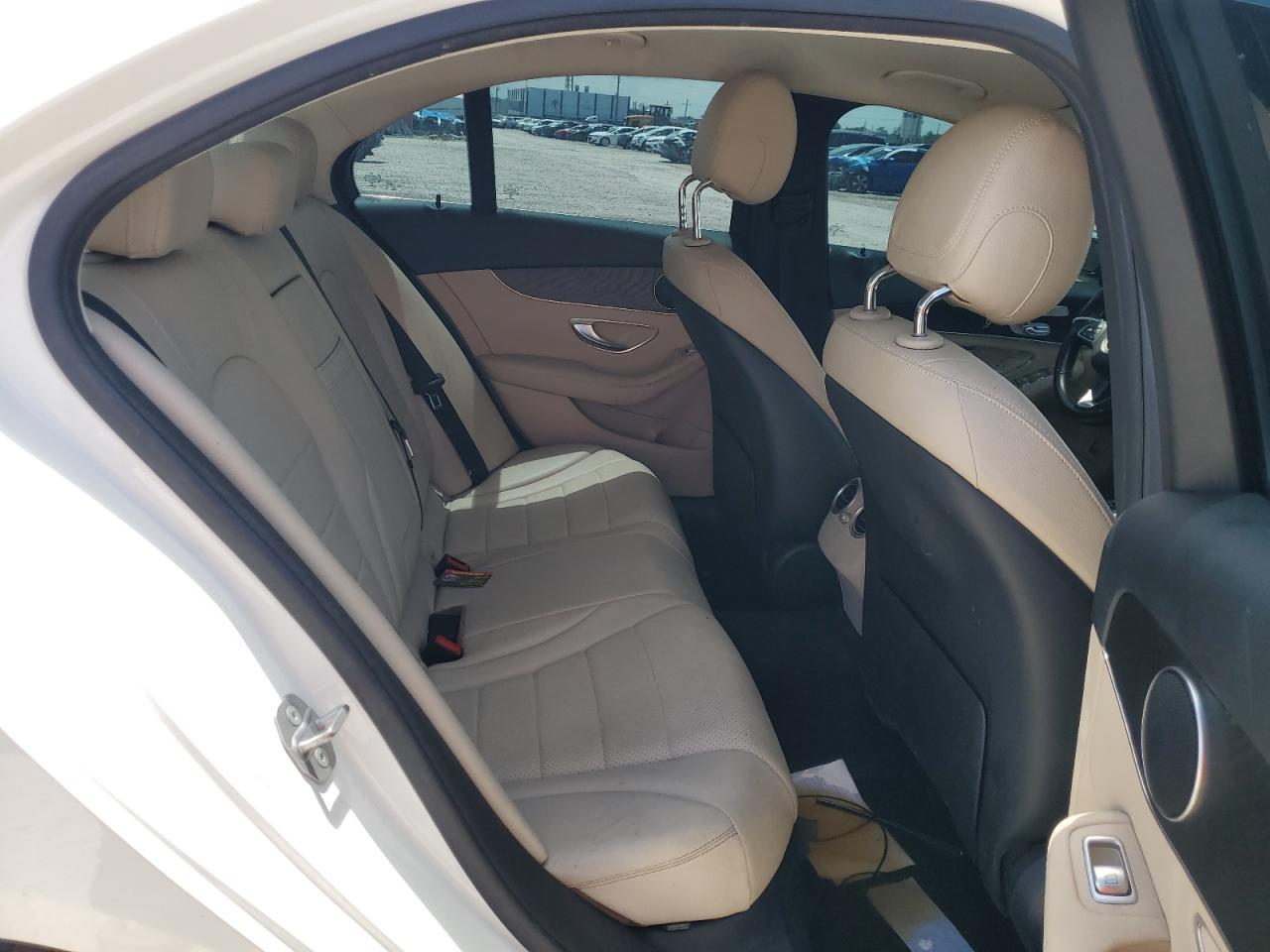 55SWF4JB7GU170124 2016 Mercedes-Benz C 300