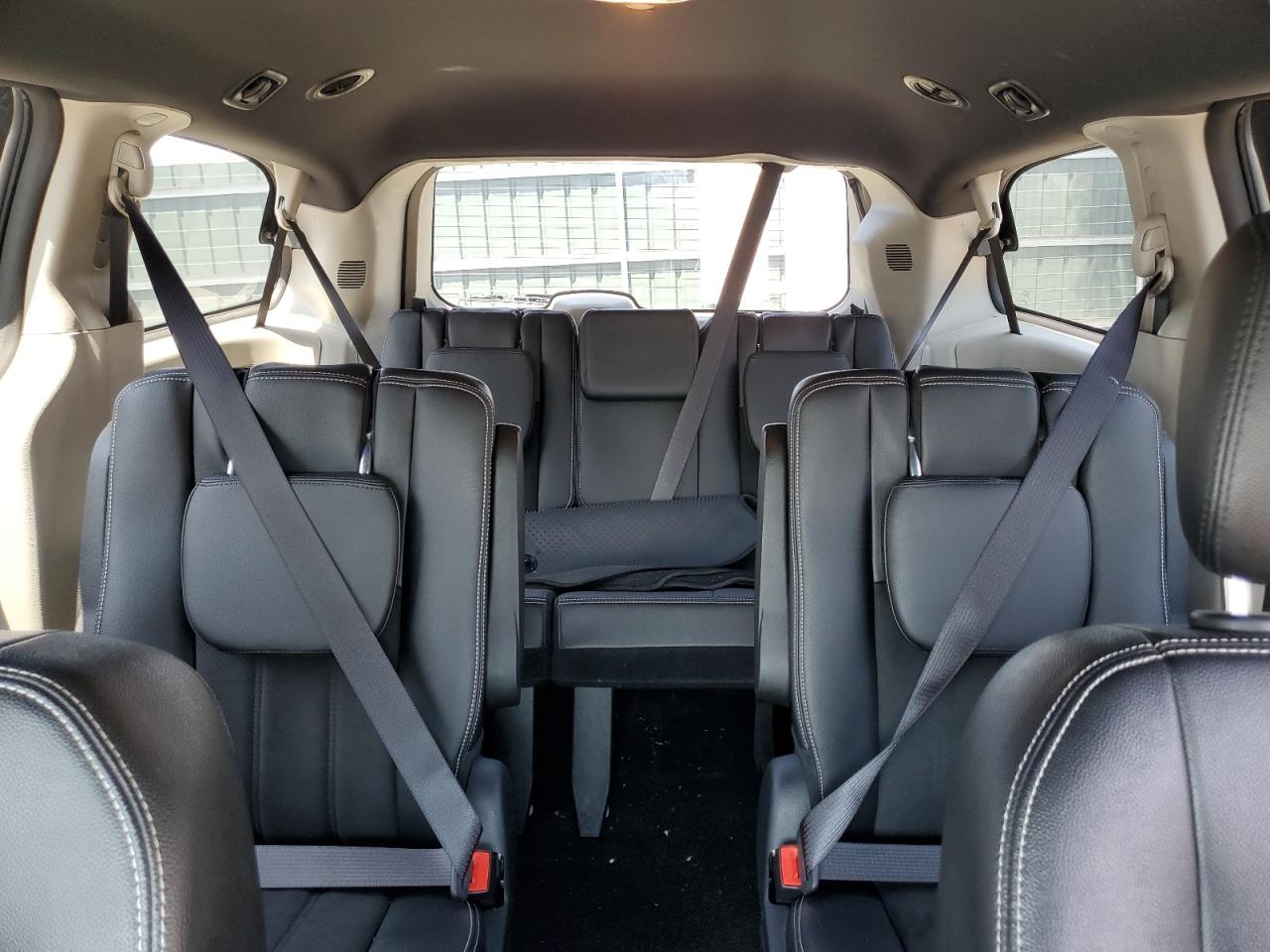 2019 Dodge Grand Caravan Sxt vin: 2C4RDGCG2KR757276