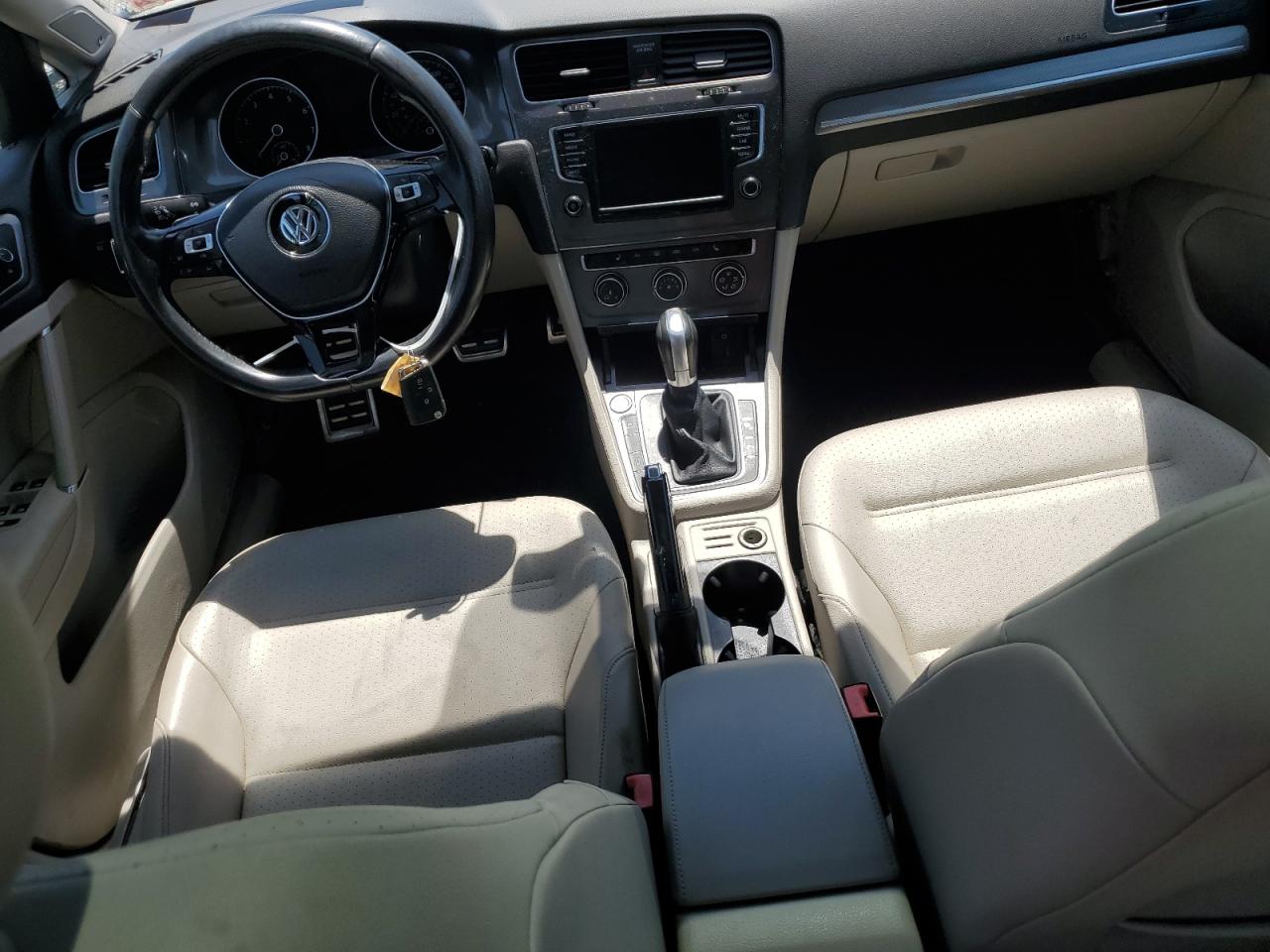 3VWH17AU4HM505636 2017 Volkswagen Golf Alltrack S